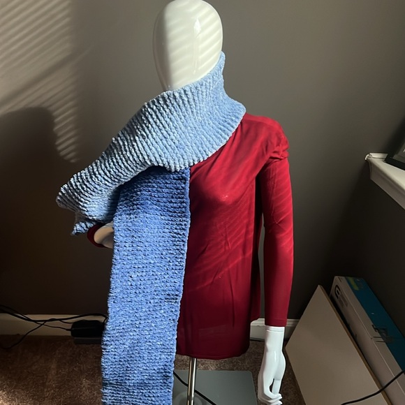 Bernat XXL homemade knitted scarf different blues! - Picture 7 of 7